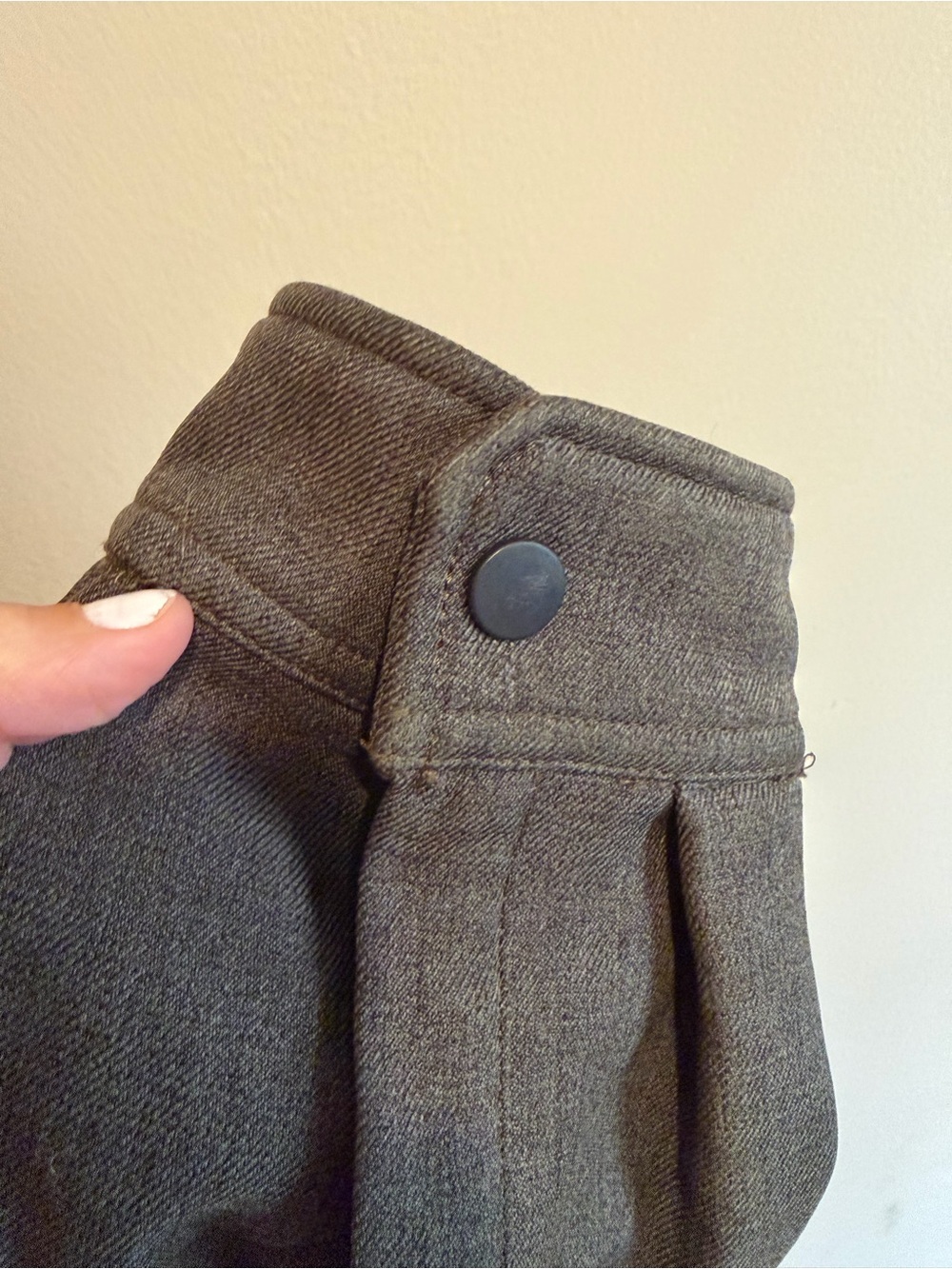 Carhartt Hooded Field Jacket in Olive 3XL Like New - Picture 3 of 6